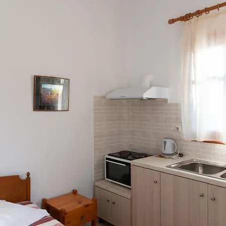 Themonia Гостевой дом 3*